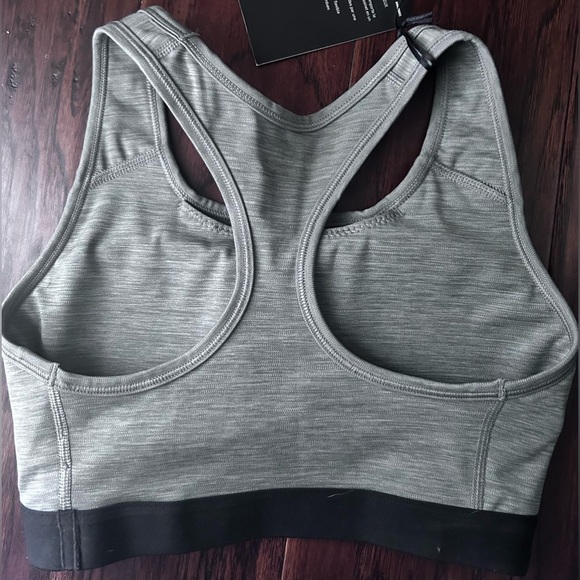 Nike Swoosh Bra, size small - Picture 2 of 4